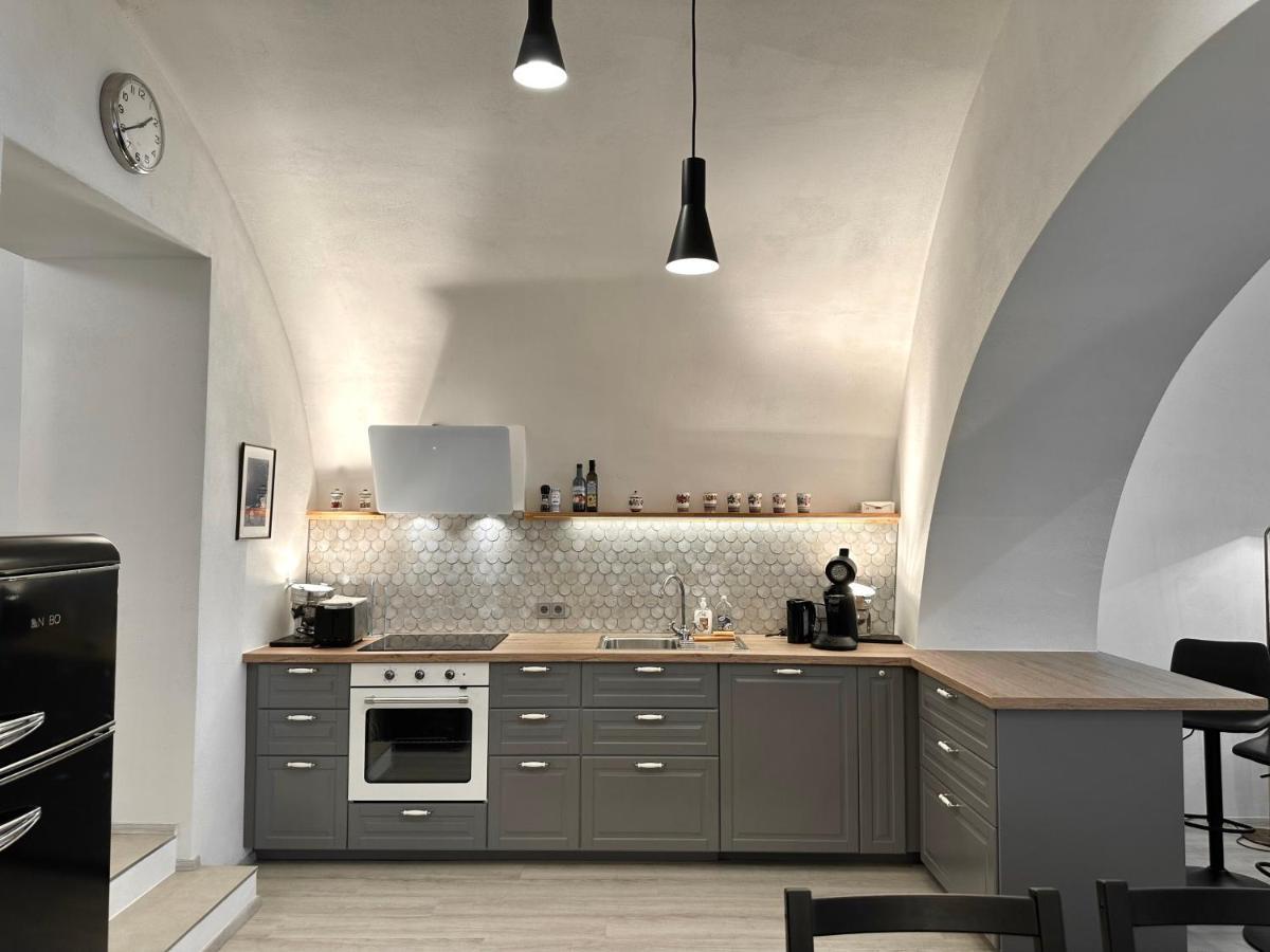 Altes Salzgewoelbe Badgasse Apartment Gmunden Luaran gambar